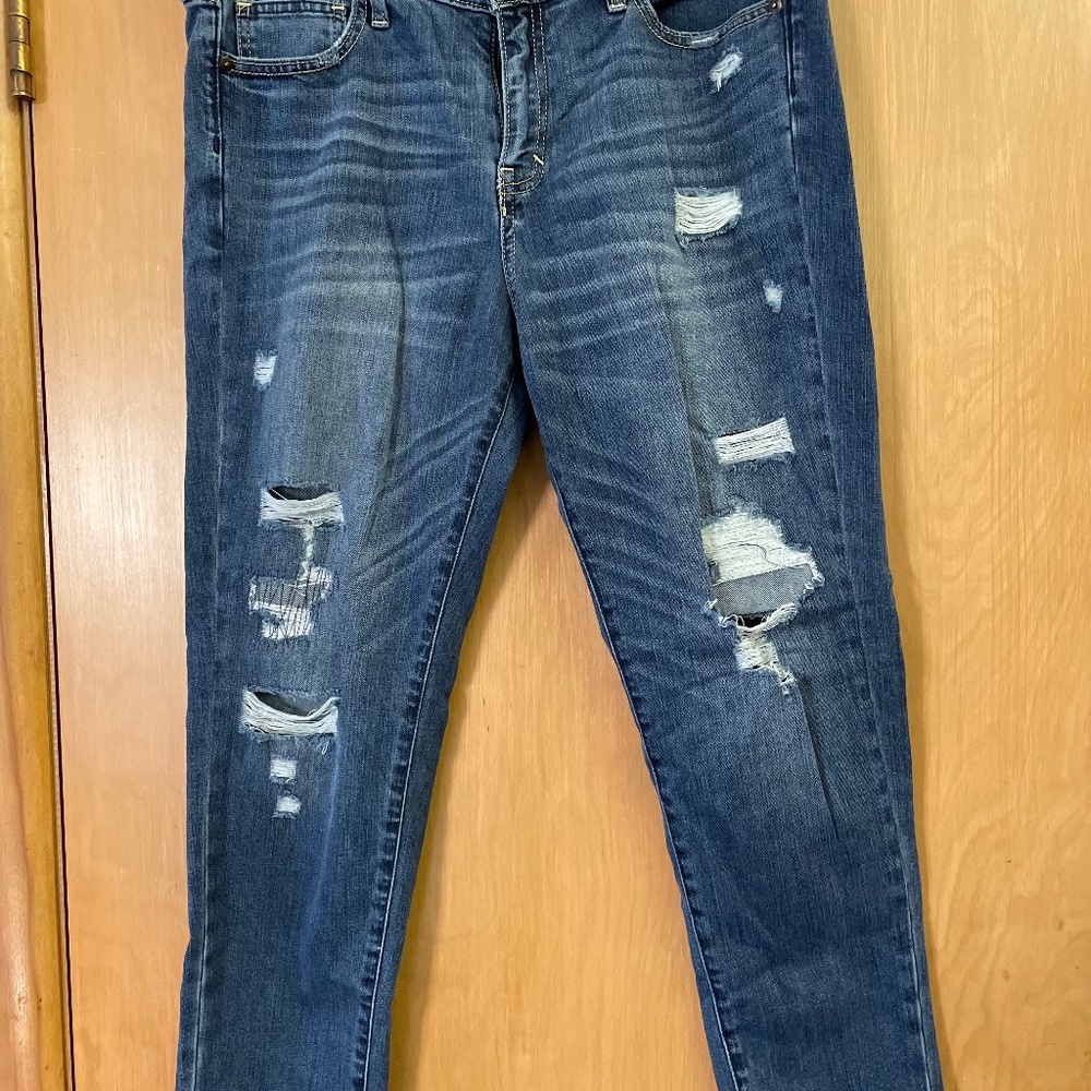 Abercrombie Distressed Jeans Girlfriend Style